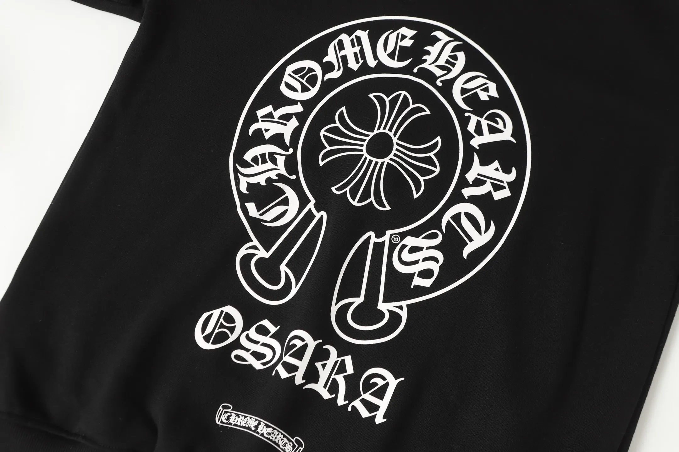 P250 -Chrome Hearts/Chrome Hearts Tokyo Limited Horseshoe Sanskrit Printed Zipper Sweater Cardigan Jacket -High weight, high density and high quality. The wool is soft, delicate and skin-friendly. It feels soft and silky. It has excellent warmth and skin-friendly properties.